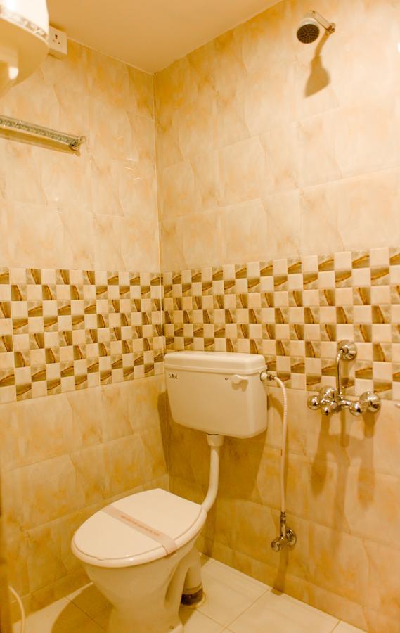 Hotel Mm Guwahati Dış mekan fotoğraf